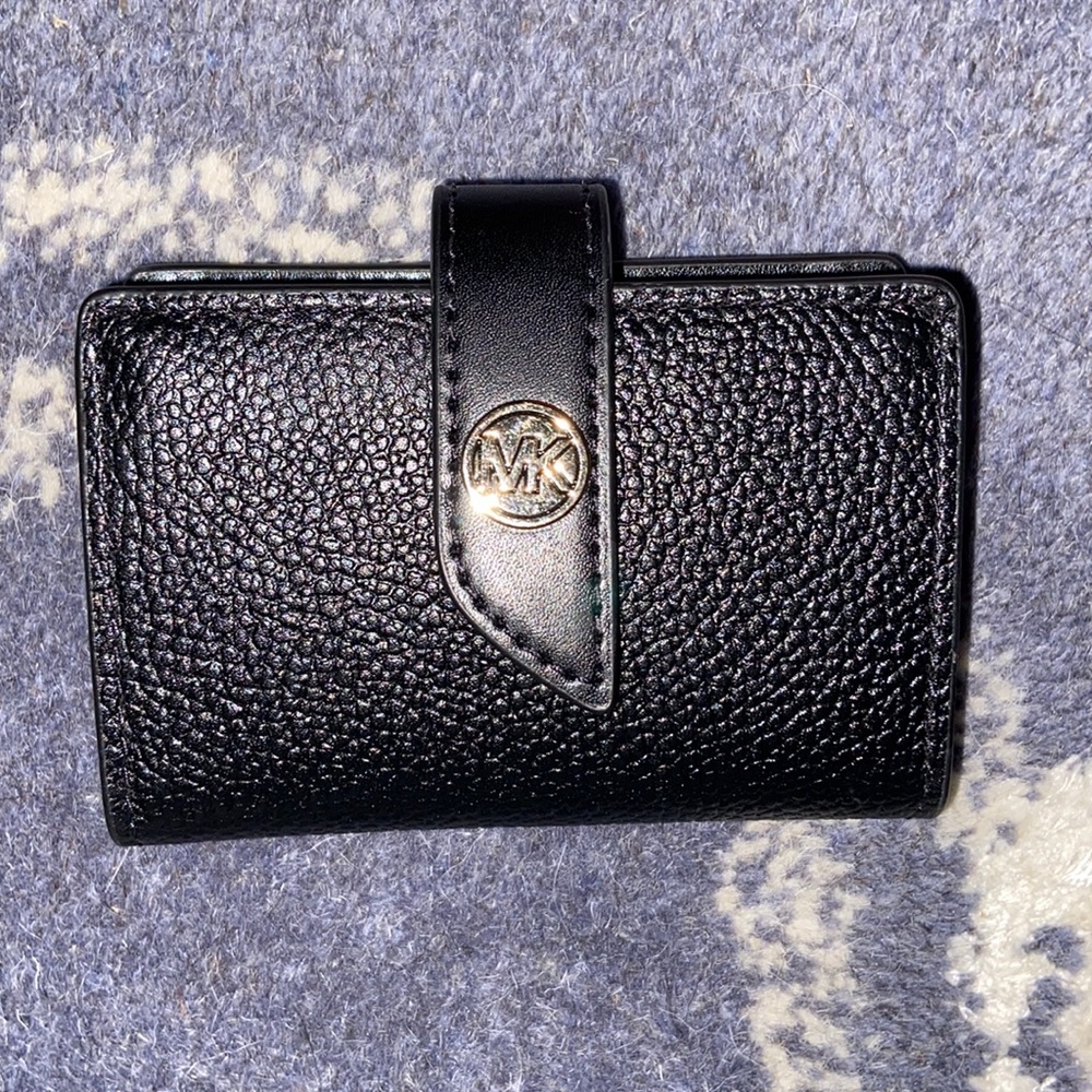 NWOT small Michael Kors Wallet